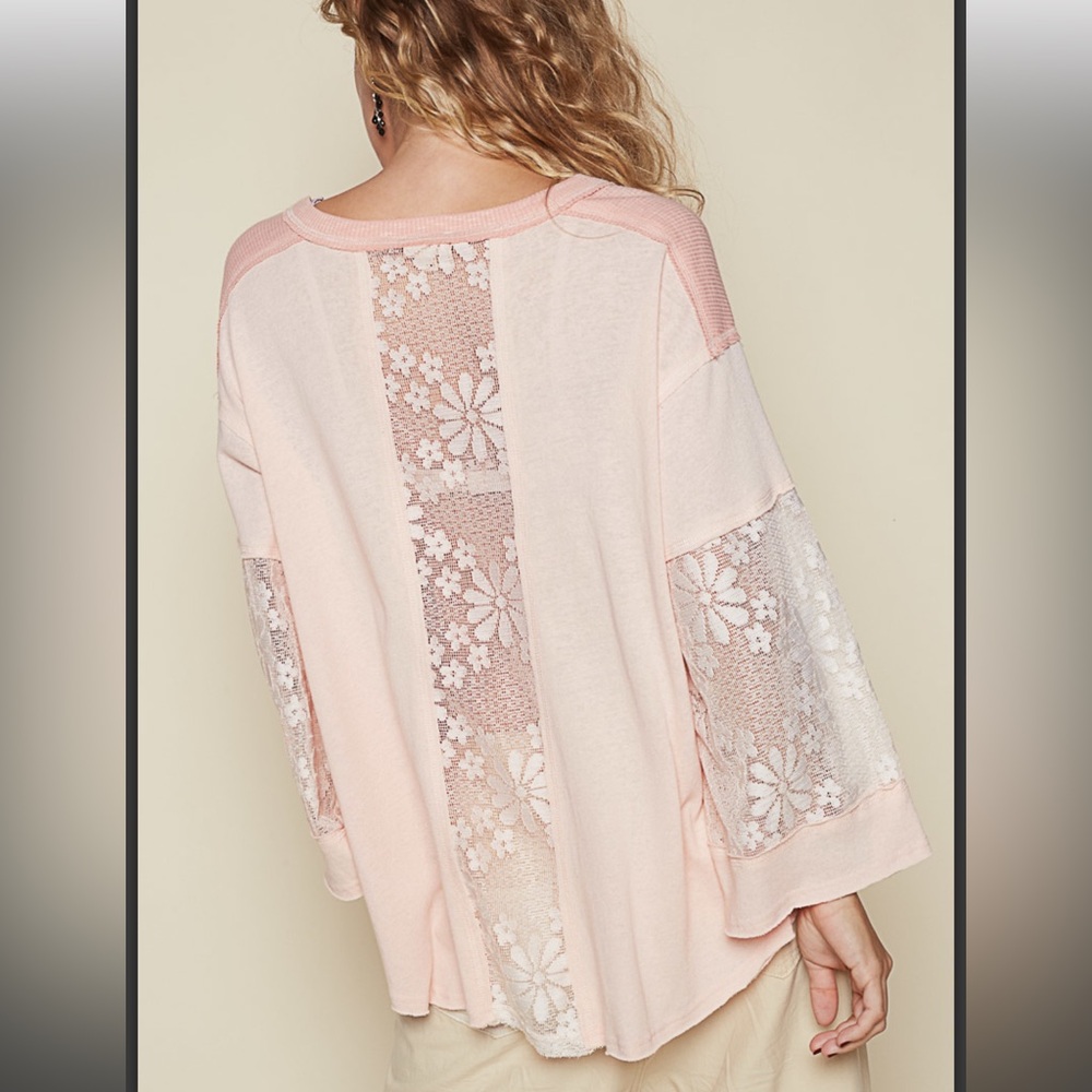1️⃣ left POL. 🩷 Pink Lace Detail Top - Picture 4 of 5